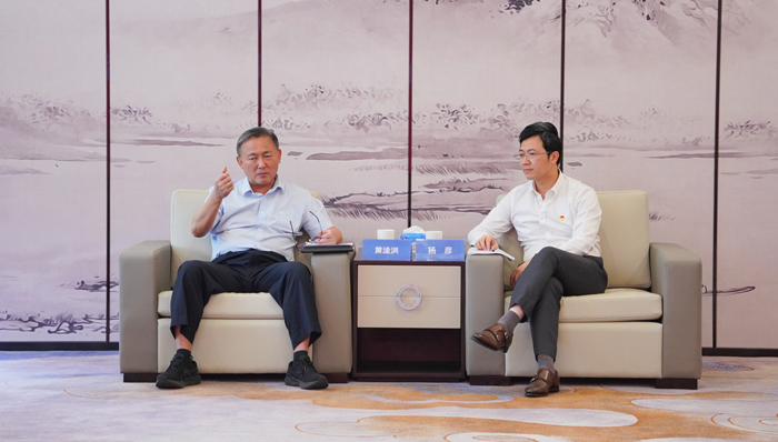 樟木头镇党委书记黄淦洪一行莅临拉斯维加斯9888调研指导